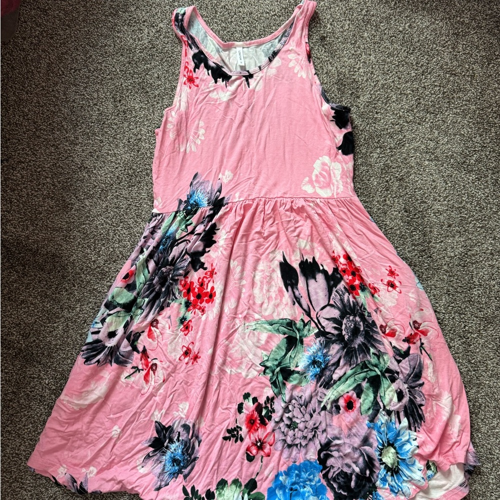 Floral Pink Women’s Dress with Pockets!
